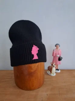 BERRETTI BEANIES RICAMO REGINA