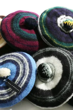 CLOCHES POMPON TARTAN TAM