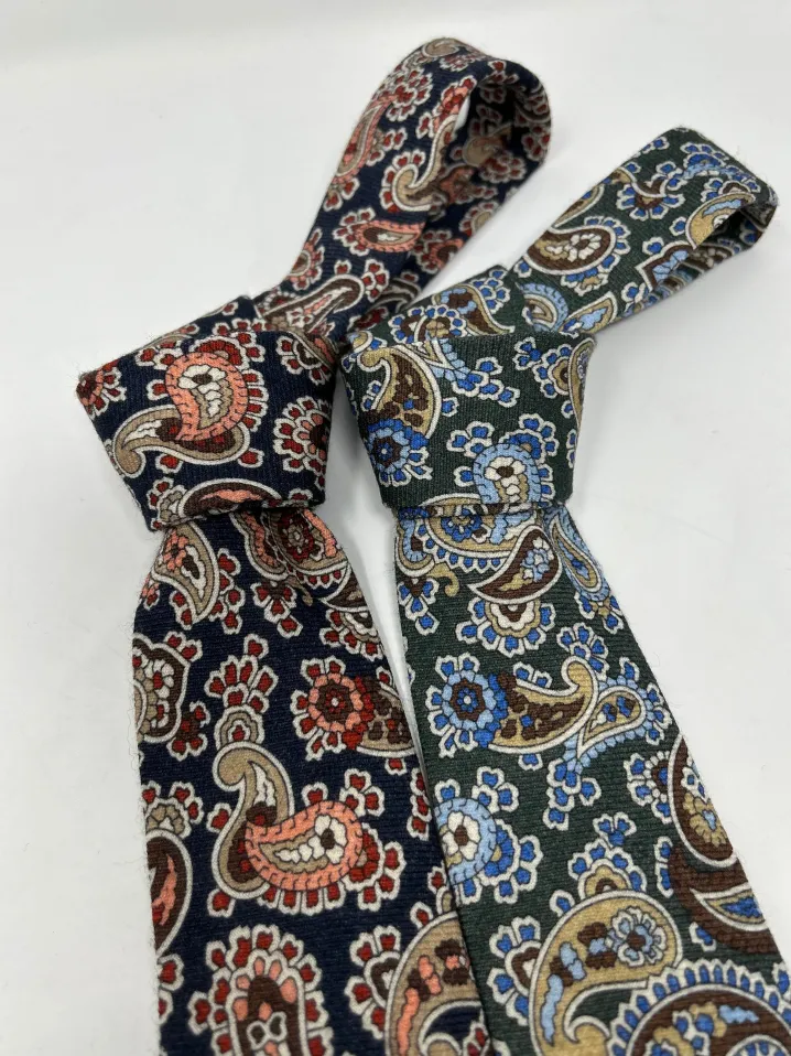 CRAVATTA IN LANA DISEGNO CASHMERE BLU