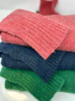 HOWLIN MAGLIONE GRIGIO COLLO BORDEAUX LANA CARDATA SHAGGY