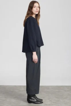 OUTSIDE PANTS BEATRIZ FUREST PANTALONI "OUTSIDE" CROPPED PINCES NAVY BLU