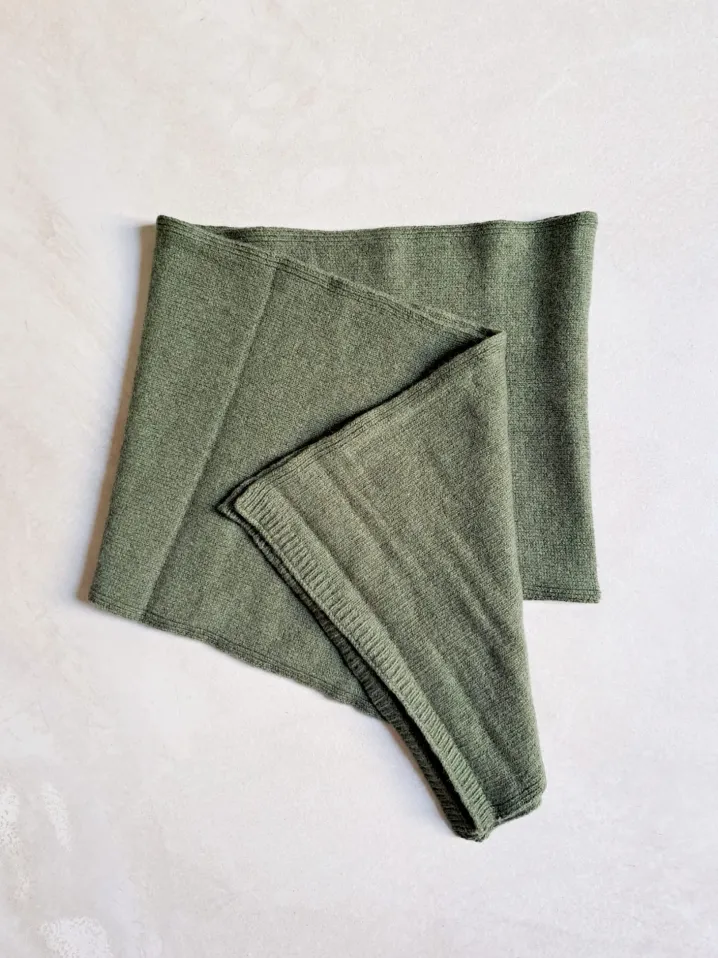 SCIARPE PURO CASHMERE CON MONOGRAM