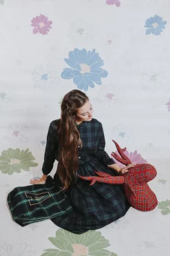 SHOPPER TARTAN ALPHABET STYLE